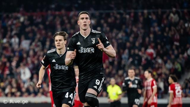 რა ხდება გასახდელში გუშინდელი მატჩის შემდეგ - კუადრადო ინსტაგრამზე ფოტოს აქვეყნებს