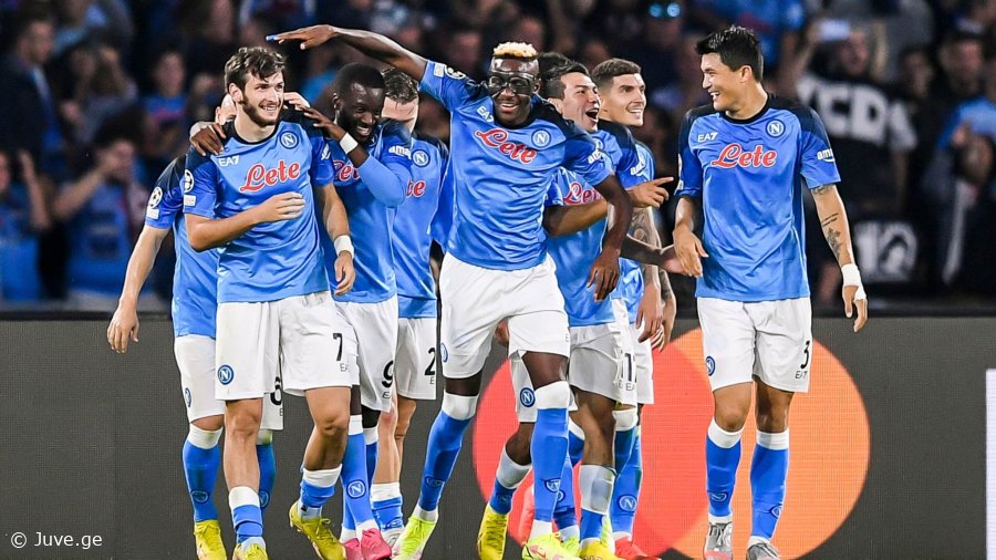 ვის მოყვანას გეგმავს "იუვე" "ნაპოლიდან" - სატრანსფერო სიახლეები